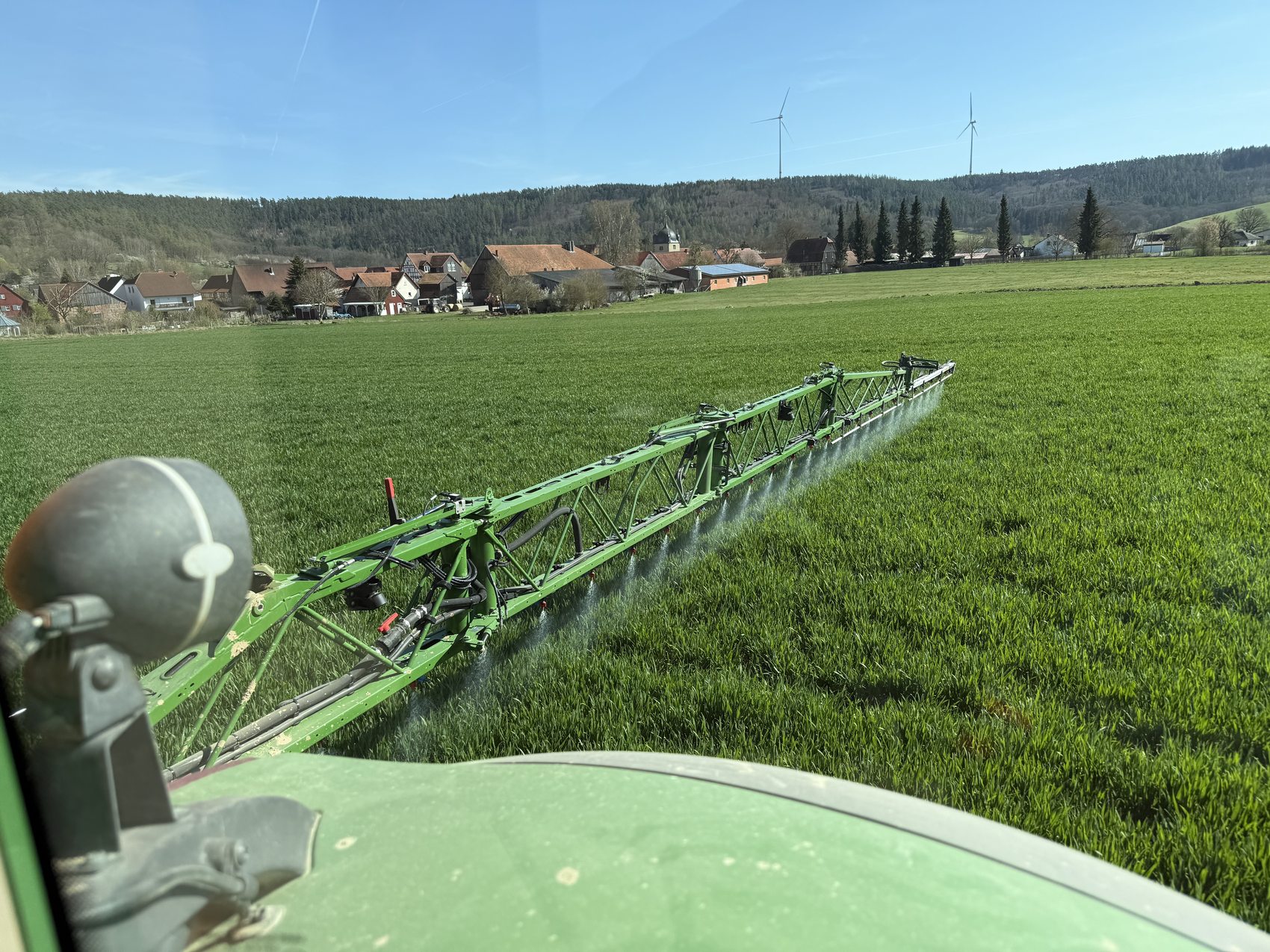Feldarbeit und Ernte